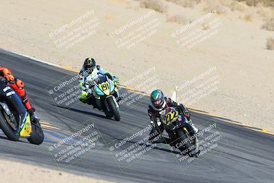 media/Jan-12-2025-CVMA (Sun) [[be1d2b16e3]]/Race 3-Amateur Supersport Middleweight/